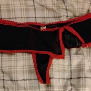 Elegant Black and Red Lace Lingerie Skirt Panties Medium